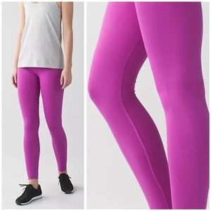 Lulu lemon Zone in compression tights